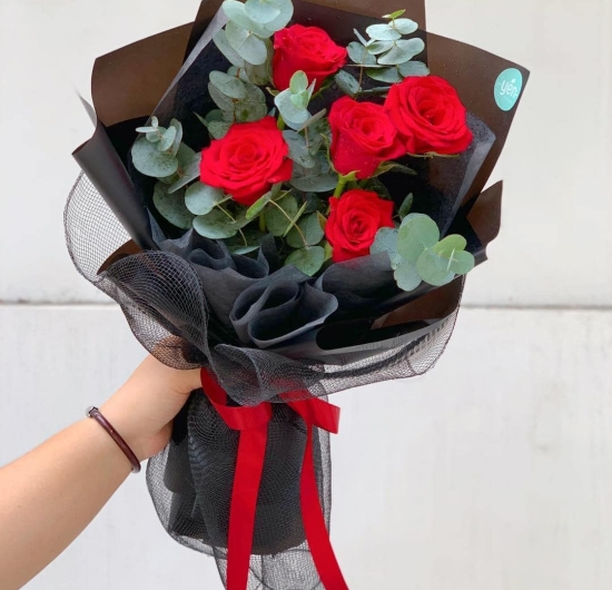 Mẫu Hoa Chúc Mừng 12