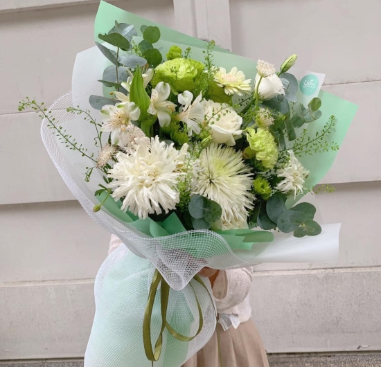 Mẫu Hoa Chúc Mừng 16